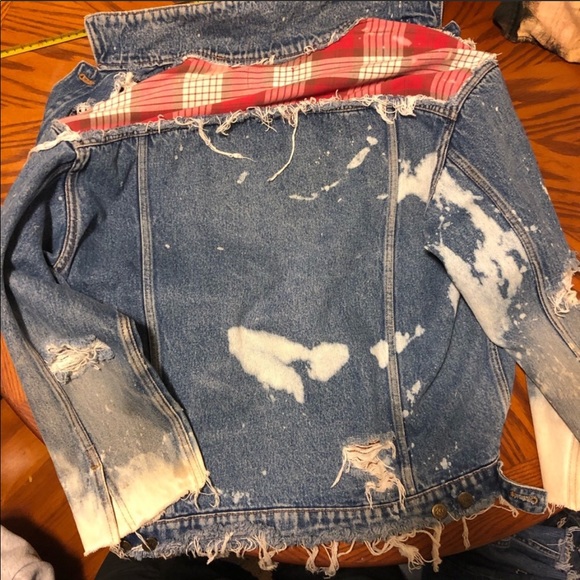 Vintage Marlboro jacket distressed women’s size M - Picture 4 of 5